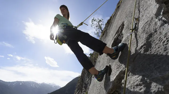 Outdoor-Klettern am Fels | © DAV/Wolfgang Ehn